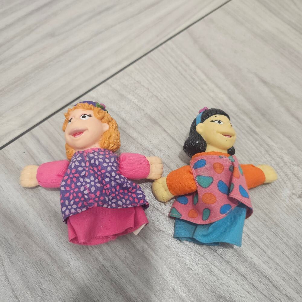 The Puzzle Place Finger Puppets Set of 2 Jody Silver Julie Woo Vintage RUSS